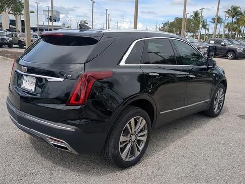 2021 Cadillac XT5 Premium Luxury