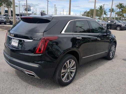 2021 Cadillac XT5 Premium Luxury