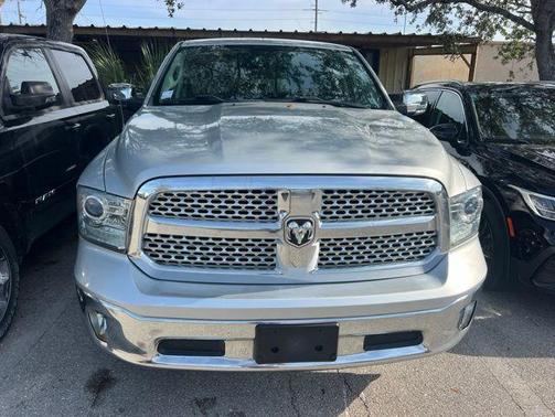 Bright Silver Clearcoat Metallic 2017 RAM 1500 Laramie