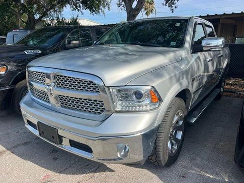 Bright Silver Clearcoat Metallic 2017 RAM 1500 Laramie