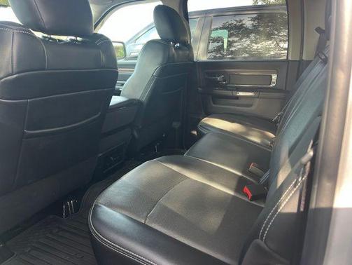 Bright Silver Clearcoat Metallic 2017 RAM 1500 Laramie