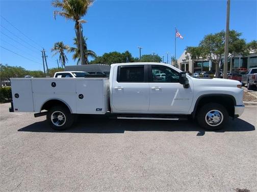 2024 Chevrolet Silverado 3500 LT