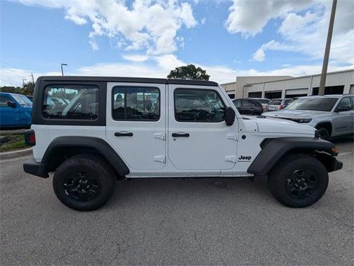 2025 Jeep Wrangler Sport