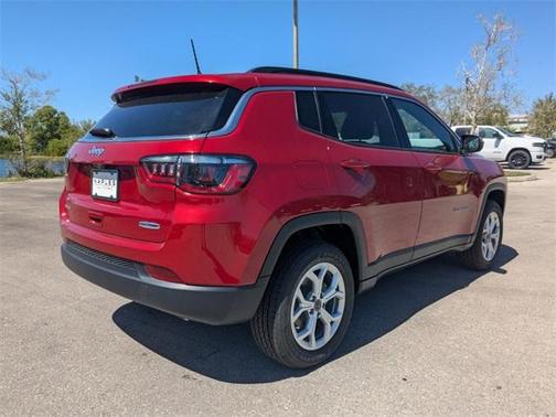 2025 Jeep Compass Latitude