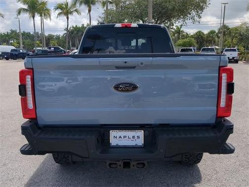 2024 Ford F-350 Lariat Super Duty