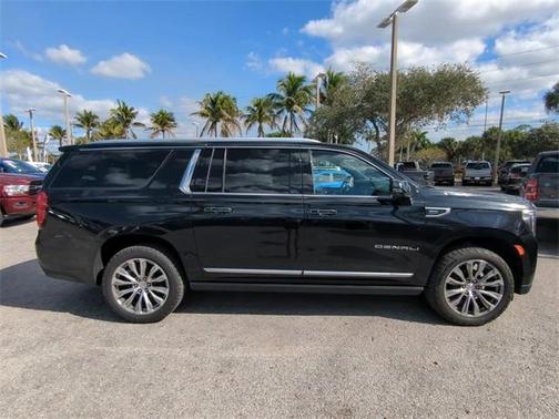 2021 GMC Yukon XL Denali