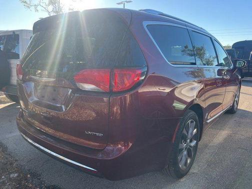 2020 Chrysler Pacifica Limited