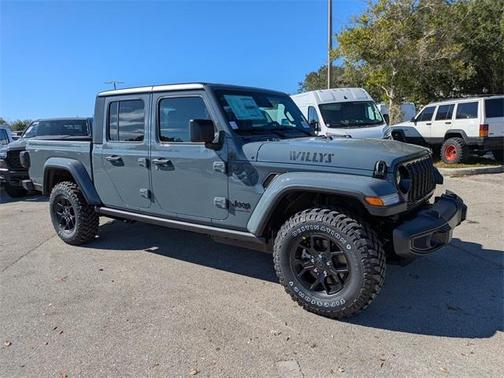 2026 Jeep Gladiator Sport