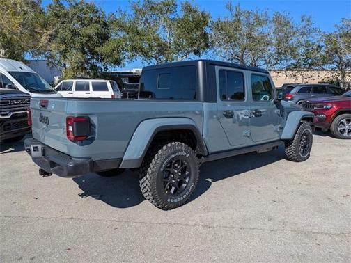 2026 Jeep Gladiator Sport
