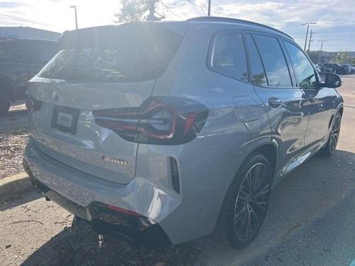 2023 BMW X3 M40i
