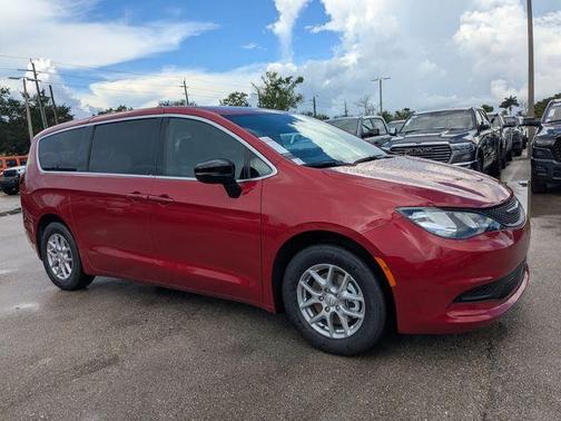 2026 Chrysler Voyager LX