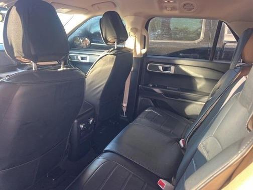 2020 Ford Explorer Base