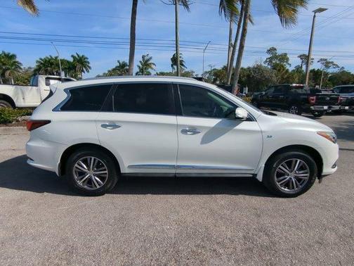 2020 INFINITI QX60 Luxe