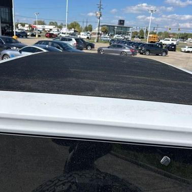 Bright White Clearcoat 2024 Jeep Wrangler Rubicon