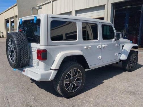 2024 Jeep Wrangler 4xe High Altitude