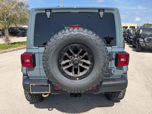 2025 Jeep Wrangler Rubicon 392