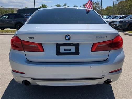 2019 BMW 530 i xDrive