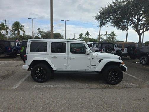 2022 Jeep Wrangler Unlimited Sahara