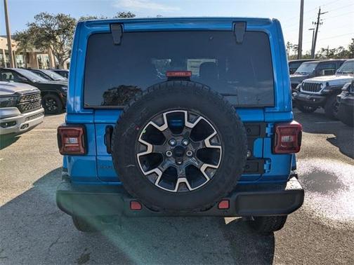 2025 Jeep Wrangler Sahara