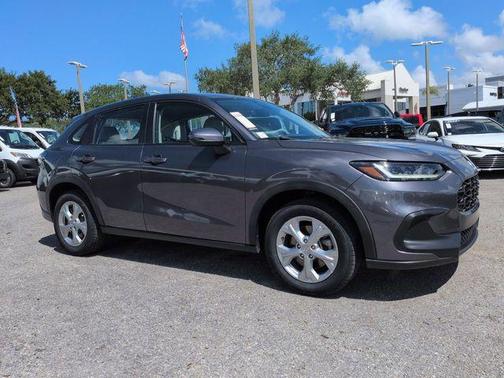 Modern Steel Metallic 2024 Honda HR-V LX