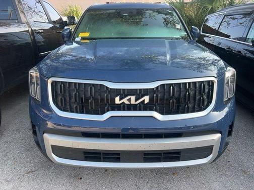 Midnight Black 2024 Kia Telluride EX