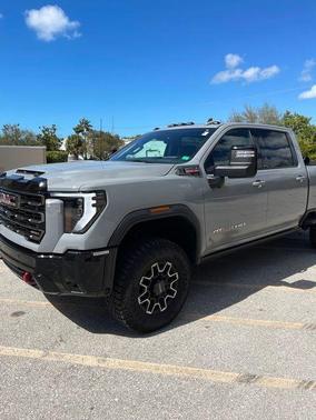 2025 GMC Sierra 2500 AT4X