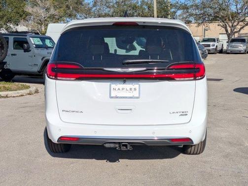 2026 Chrysler Pacifica Limited