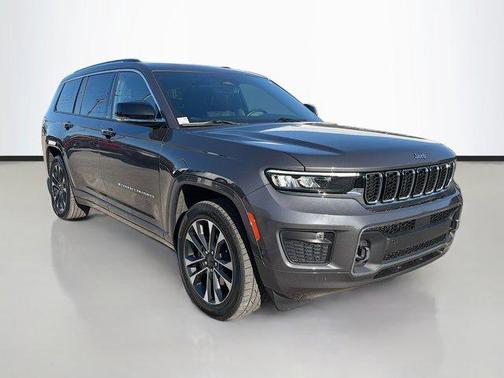 Metallic 2022 Jeep Grand Cherokee L Overland