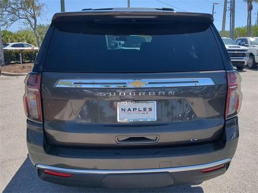 2021 Chevrolet Suburban LT