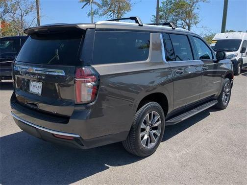 2021 Chevrolet Suburban LT