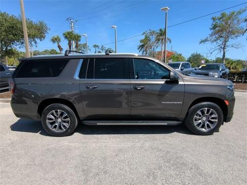2021 Chevrolet Suburban LT