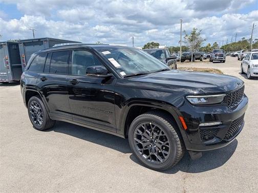 2025 Jeep Grand Cherokee Summit
