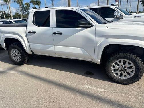 Ice 2024 Toyota Tacoma SR