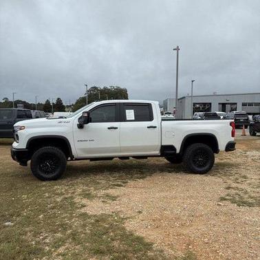 2025 Chevrolet Silverado 2500 ZR2