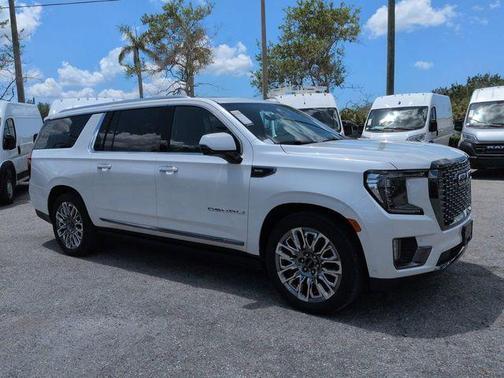 White Frost Tri-Coat 2024 GMC Yukon XL Denali Ultimate