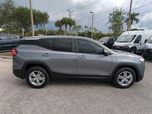 2021 GMC Terrain SLE