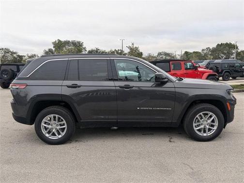 2025 Jeep Grand Cherokee Laredo X