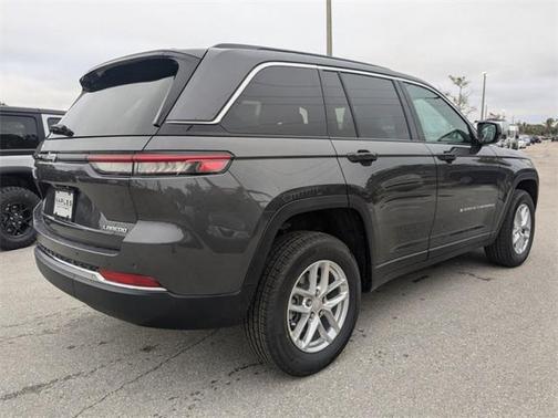 2025 Jeep Grand Cherokee Laredo X