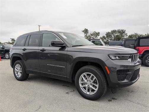 2025 Jeep Grand Cherokee Laredo X