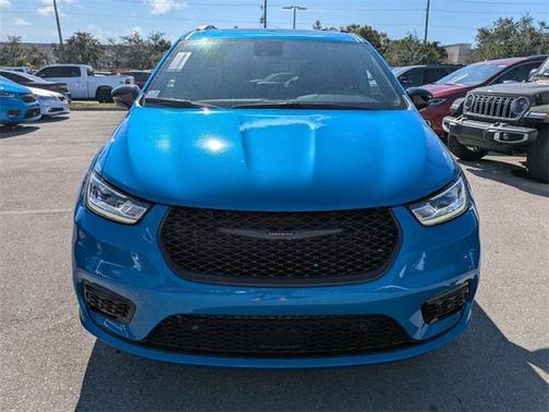 2026 Chrysler Pacifica Limited