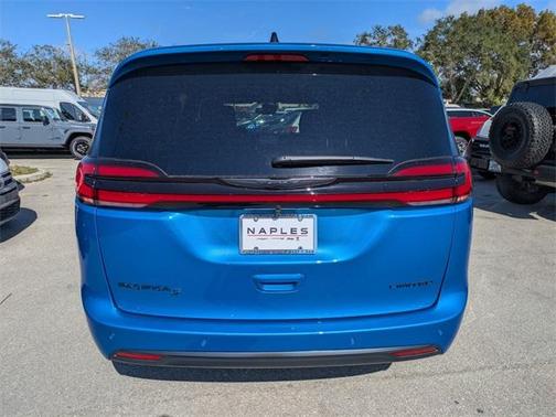 2026 Chrysler Pacifica Limited