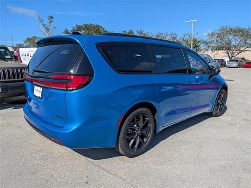 2026 Chrysler Pacifica Limited