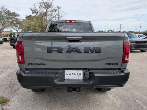 2026 RAM 2500 Rebel/Power Wagon