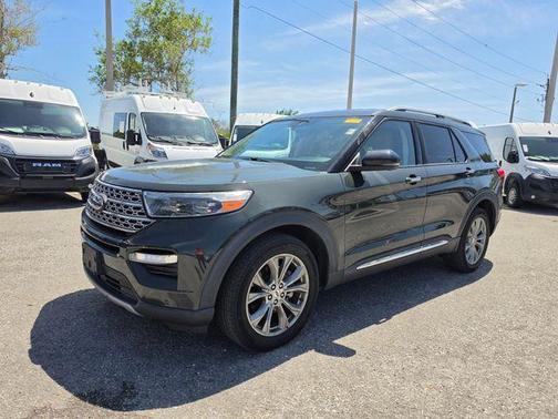 Green Metallic 2022 Ford Explorer Limited
