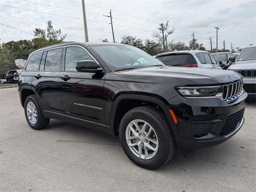 2025 Jeep Grand Cherokee Laredo X