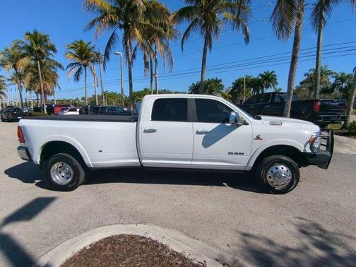 2022 RAM 3500 Laramie