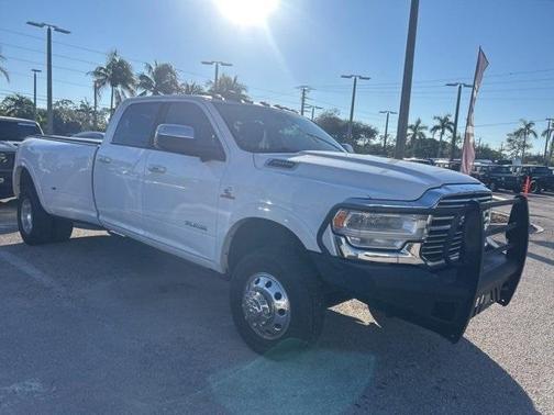 2022 RAM 3500 Laramie