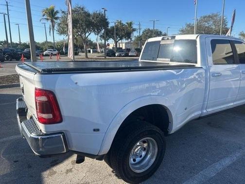 2022 RAM 3500 Laramie