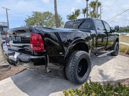 Diamond Black 2026 RAM 3500 Limited