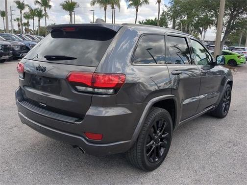 2018 Jeep Grand Cherokee Altitude